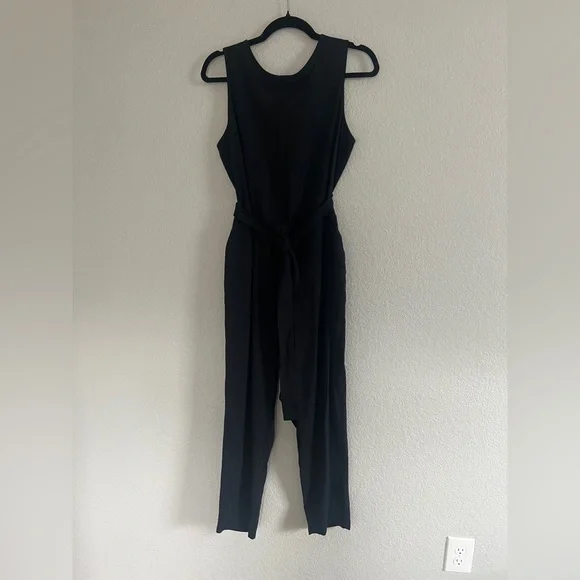 Marine Layer Eloise Belted Black Jumpsuit . Size M - Picture 7 of 14